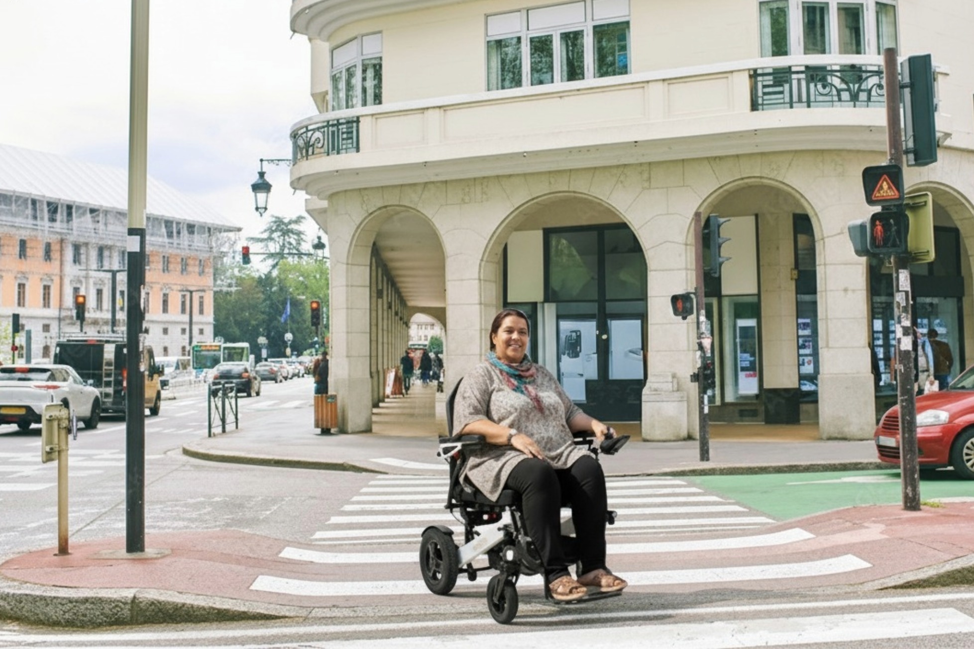 Trottoirs accessibilité fauteuil roulant électrique urbaine navigation